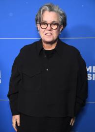 Rosie O'Donnell Shows Off Weight Loss: ‘I Can’t Believe This is Me’