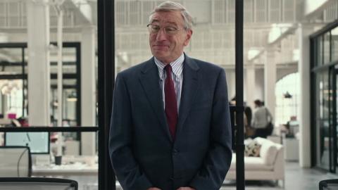 Netflix Is Streaming One of Robert De Niro's Most Unusual Movies — and I Love It