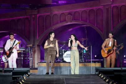 Demi Lovato Reveals How Joe Asked Her to Perform With the Jonas Brothers