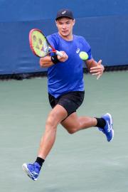 CEO Piotr Szczerek Snatches Tennis Pro’s Souvenir Hat Away From Child