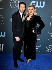Kelly Clarkson Broke Down on Stage Days Before Ex Brandon Blackstock's Death