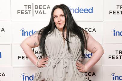 Lena Dunham Began Writing Newly Announced Memoir 1 Month After Rehab Stint