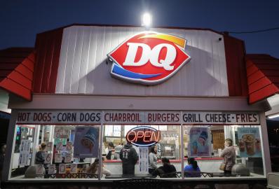 Dairy Queen Unwraps Its Festive Holiday Menu