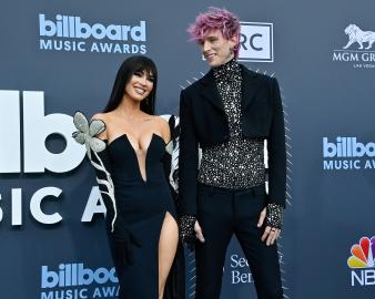 Back On? Machine Gun Kelly and Megan Fox Hold Hands in Hawaii After 'Break'
