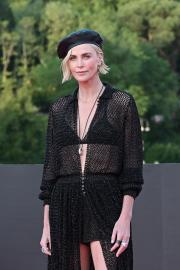 New Couple! Charlize Theron Is Dating Alex Dimitrijevic: ‘It’s Early Stages’