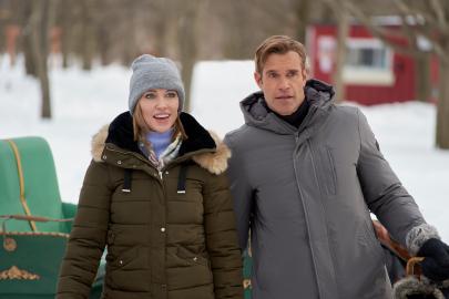 Katie Cassidy and Stephen Huszar Dish on Keeping Their Romance a Secret