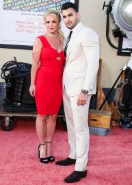 Britney Spears Wants to Make Sam Marriage 'Work' Despite 'Ups and Downs'