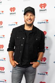 Luke Bryan Wants to 'Slow Down' After ‘Rough Year’ Balancing Work, Family