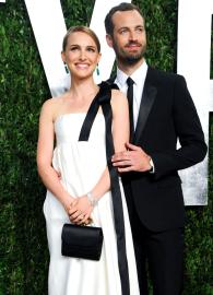 Natalie Portman Shows Off Wedding Ring Amid Benjamin Millepied Affair Rumors