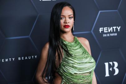Pregnant Rihanna Steps Down as CEO of Savage x Fenty, Appoints New Chief