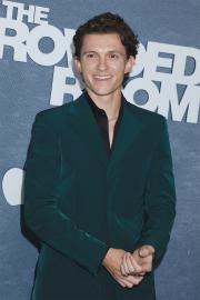 Tom Holland Reveals His True Feelings About His Iconic ‘Umbrella’ Performance