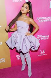 Ariana Grande Wipes Wedding Pics From IG After Dalton Gomez Split
