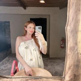 Lindsay Lohan Shares Glimpse at ‘Peaceful’ Beach-Themed Baby Nursery