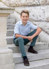 Royals Wishes Prince George a ‘Happy 10th Birthday’ With Rare Photo!