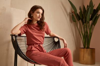 21 Ruching and Draping Styles to Make Any Outfit Look Elegant and Expensive