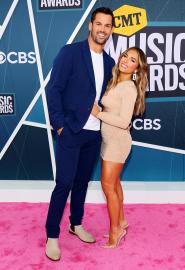 Jessie James Decker: How Eric Decker Reacted to 'Shocking' Pregnancy