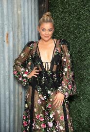 Lauren Alaina Opens Up About Eating Disorder Struggles on ‘American Idol’