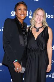 Robin Roberts Says Wedding to Amber Laign Is 'Fast Approaching'