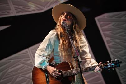 Meet Lainey Wilson's Parents, Family and Find Out Where She's From