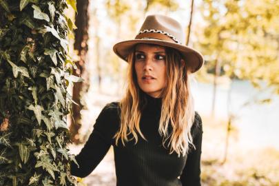 17 Casual Fall Tops Under $50 Which Look Way More Expensive