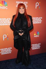 Wynonna Judd Honors Late Mom Naomi at People’s Country Choice Awards