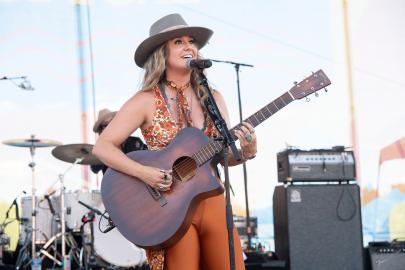 Get to know Country Star Lainey Wilson's Net Worth, Family, More