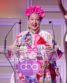 Sia Confirms She Had a Facelift: I Don't 'Lie About S--t'