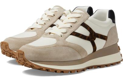 5 Most Stylish Walking Shoes on Zappos