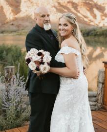 Christine Brown Gives Husband Wedding Day Lap Dance on ’Sister Wives’