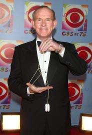 Comedian and Musician Tom Smothers of the Smothers Brothers Dead at 86