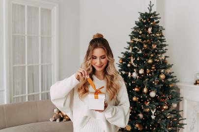 15 Special Birthday Gifts for 29-Year-Old Women