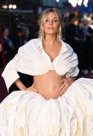 Pregnant Sienna Miller Was ‘Nervous’ to Wear Bump-Baring Look at Vogue World
