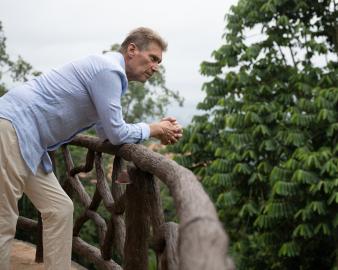 Golden Bachelor’s Gerry Turner’s Dad Wanted Him to Choose Leslie Fhima