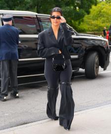 Kourtney Kardashian Reminds Herself to 'Be Kind' to Her Body Postpartum