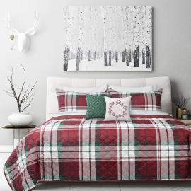 40 Festive Indoor Decorations to Dress Up Every Room in Your House