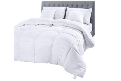 Shoppers Say This Ultra-Affordable Comforter Feels Like a 'Fluffy Cloud'