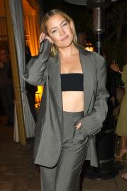 Why Kate Hudson Thinks It’s ‘Hard’ to Cast Male Movie Stars’ in Rom-Coms