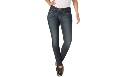 These Bestselling Levi's Jeans Are Only $25 