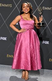 Quinta Brunson’s Stylist Defends ‘Wrinkled’ Emmys Dress: ‘It’s Beautiful’