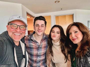 Selena Gomez Reunites With ‘Wizards of Waverly Place' Family in Sweet Photo