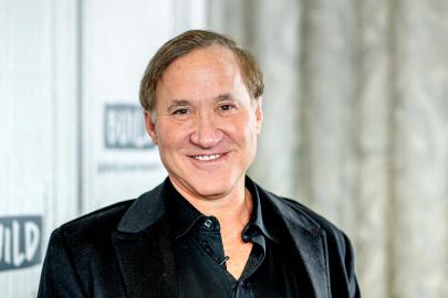 ‘Botched’ Dr. Terry Dubrow Believes Tylenol Is ‘More Dangerous’ Than Ozempic