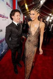 Tom Holland Denies Zendaya Breakup Rumors After Social Media Purge