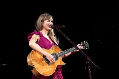 Universal Music Group Threatens to Pull Taylor Swift’s Songs From TikTok