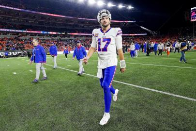 NFL Postpones Bills vs. Steelers Wild Card Game for 'Weather Emergency'