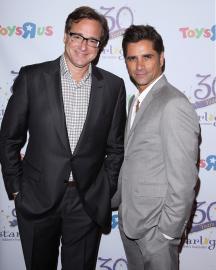 John Stamos Remembers Bob Saget 2 Years After ‘Overwhelming’ Death