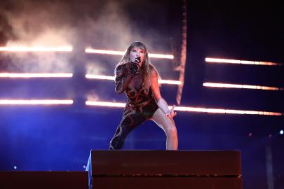 Every Hint Taylor Swift Is About to Announce ‘Reputation (Taylor’s Version)’
