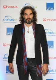 Russell Brand Denies Allegation of Drunken Sexual Assault on ‘Arthur’ Set