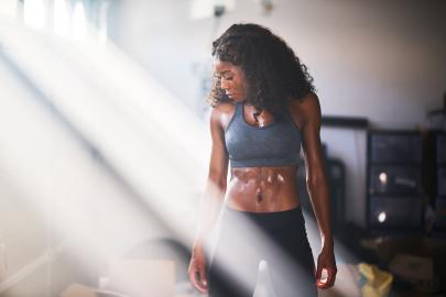 This Waist Trimmer Has 185K Reviews and a 4.7/5 Rating 