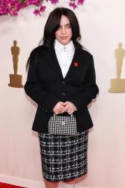 Billie Eilish Calls out the ‘Biggest Artists' for 'Wasteful' Vinyl Albums
