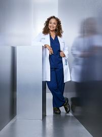 Debbie Allen Says Interns Are 'In Trouble' on 'Grey's Anatomy' Premiere